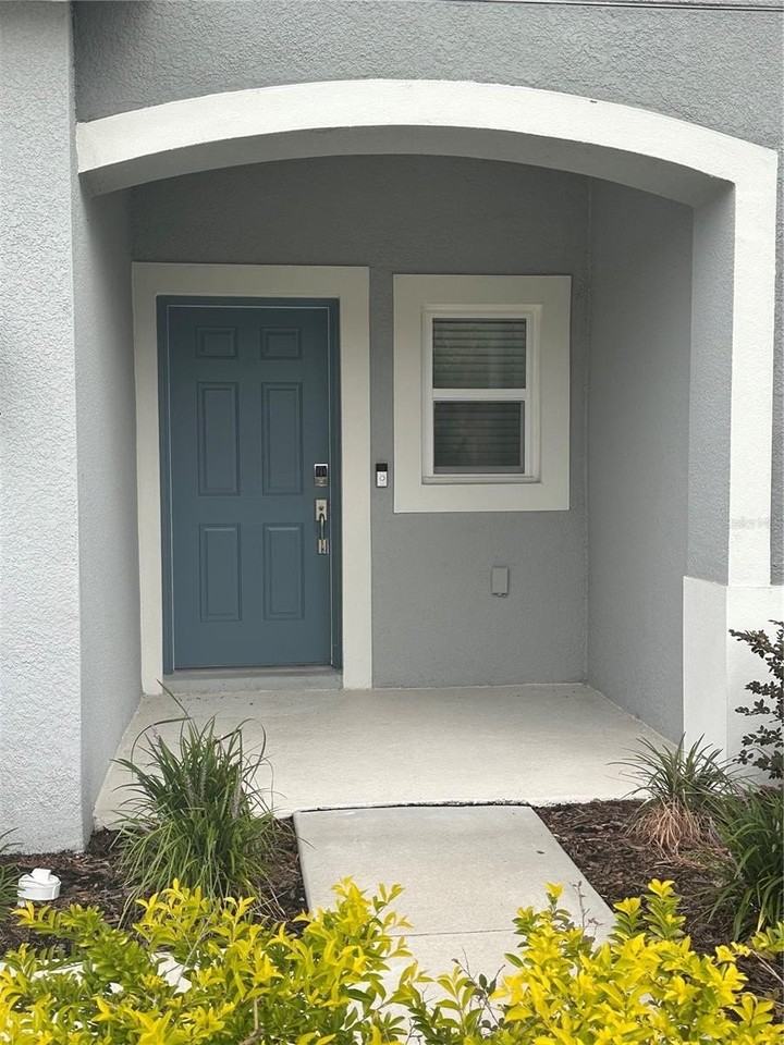 2358 Paravane Way - Photo 3 of 49