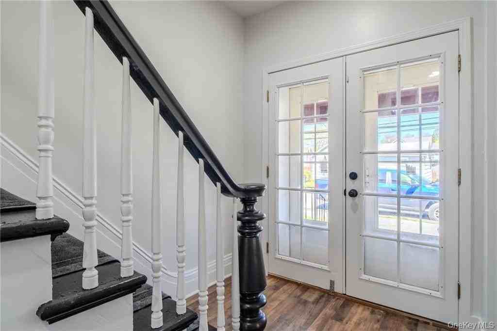 125 Hammond St #A - Photo 5 of 23