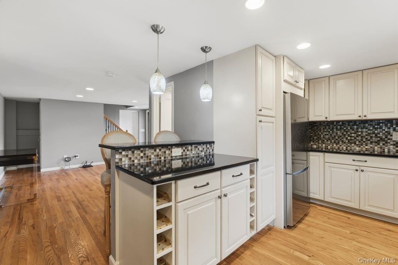 5 Adair Rd - Photo 7 of 36