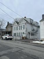 featured image of 148 Clinton St #4