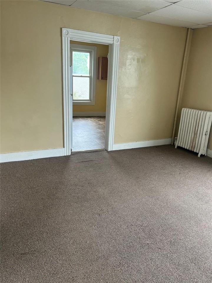 148 Clinton St #4 - Photo 4 of 7