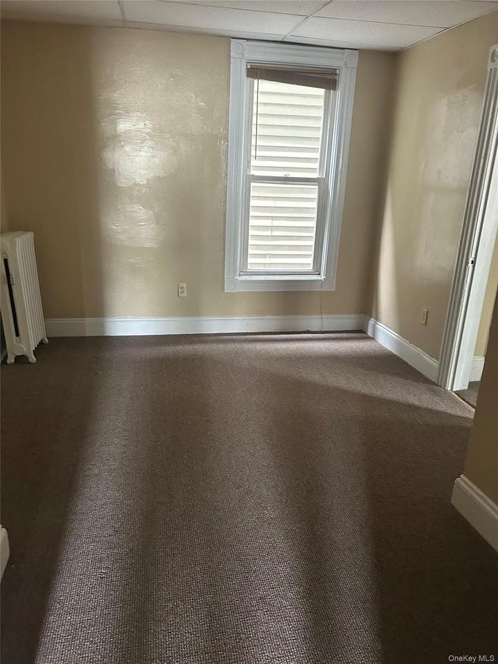 148 Clinton St #4 - Photo 7 of 7