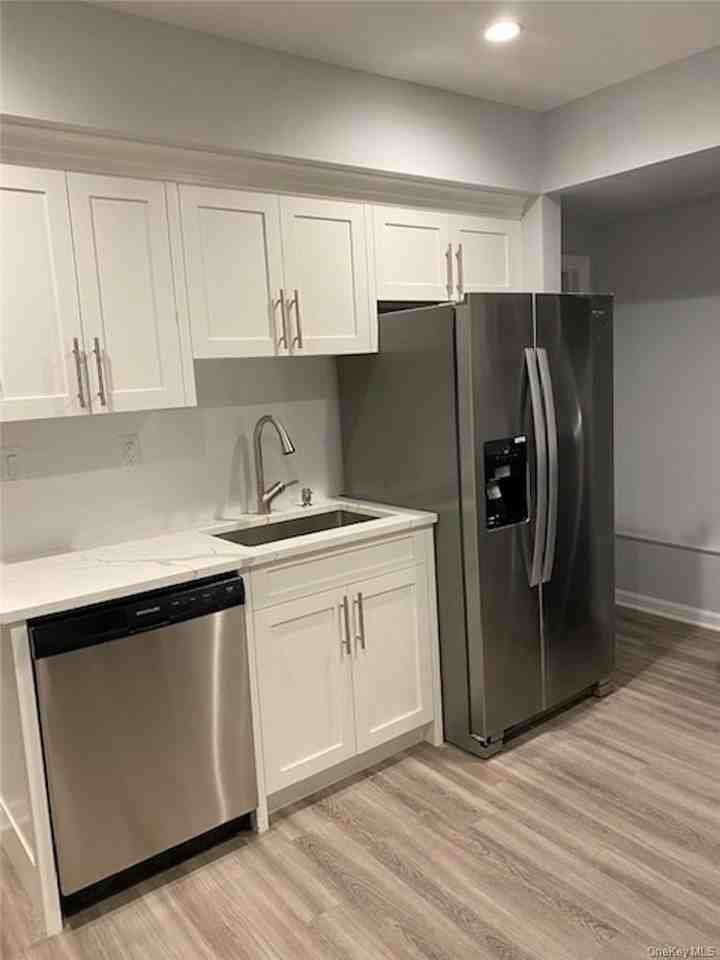 165/167 E Main Street #2A - Photo 5 of 22