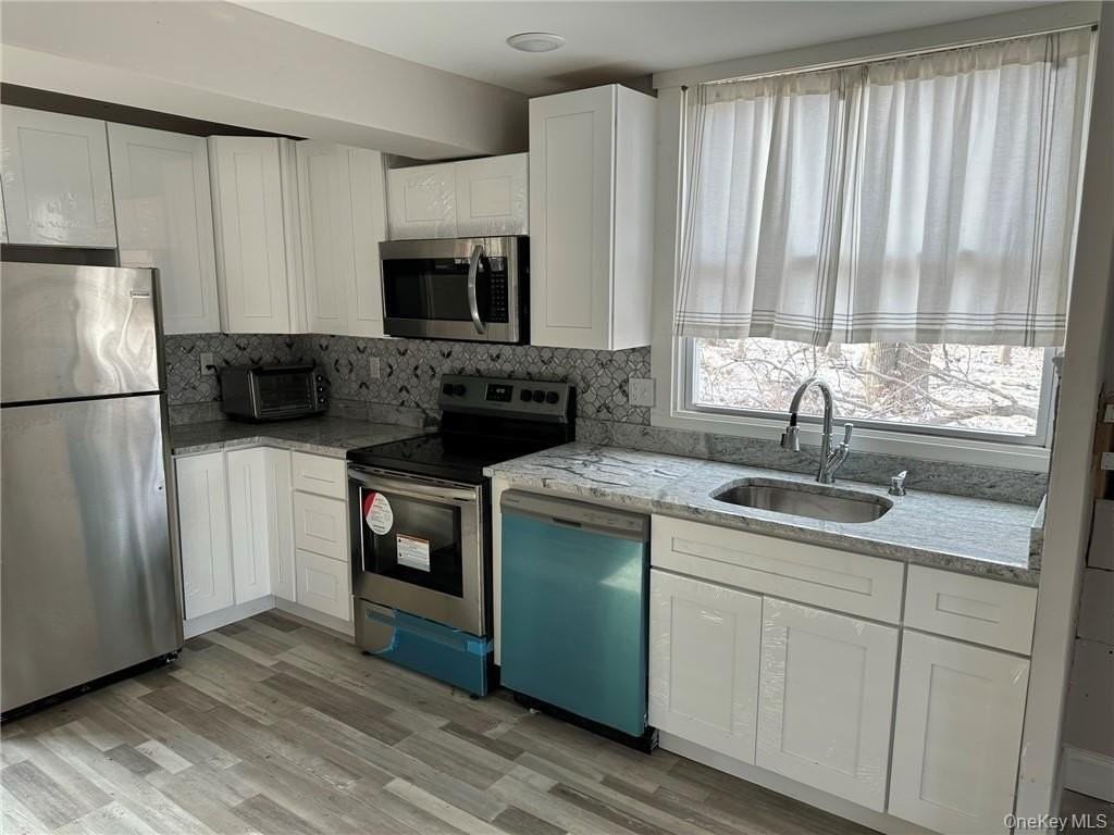 2 Hillside Rd - Photo 3 of 16