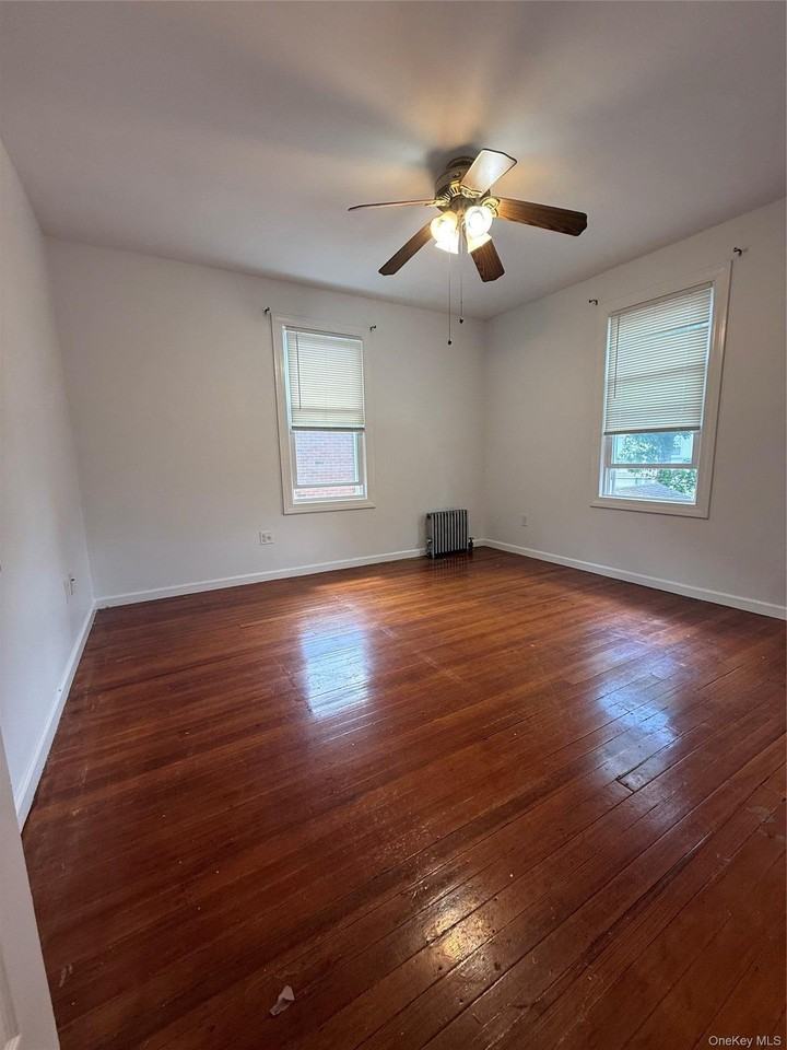 13746 Bedell St - Photo 3 of 8