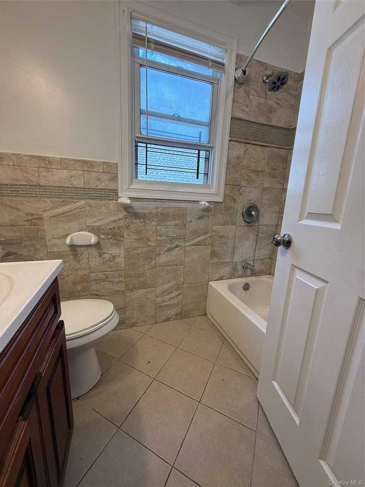 13746 Bedell St - Photo 6 of 8