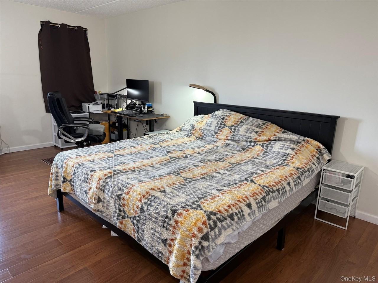 175 Maple Ave #4J - Photo 4 of 12