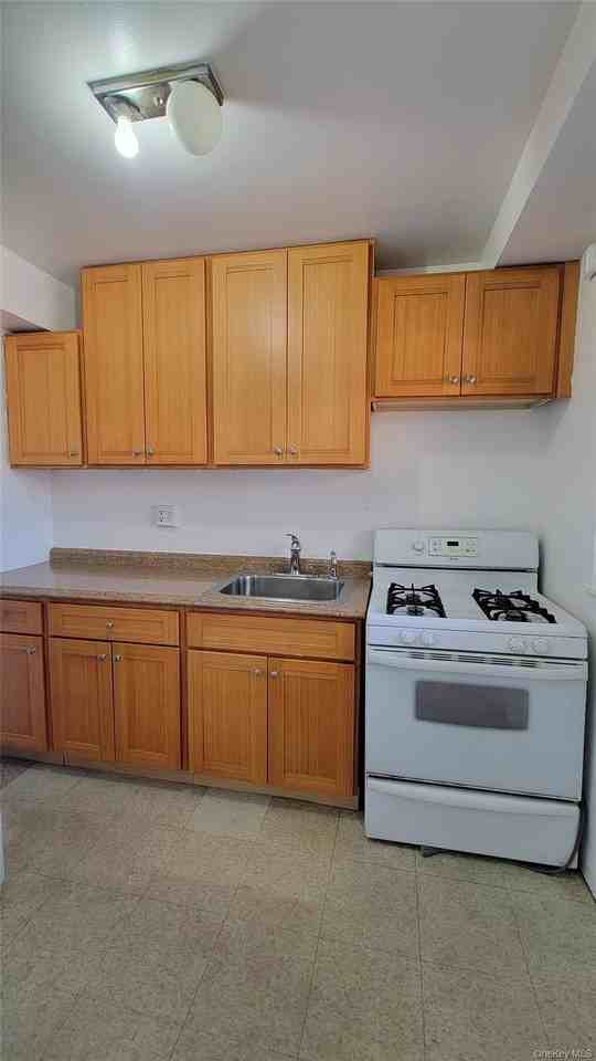9707 63rd Rd #15B - Photo 6 of 13