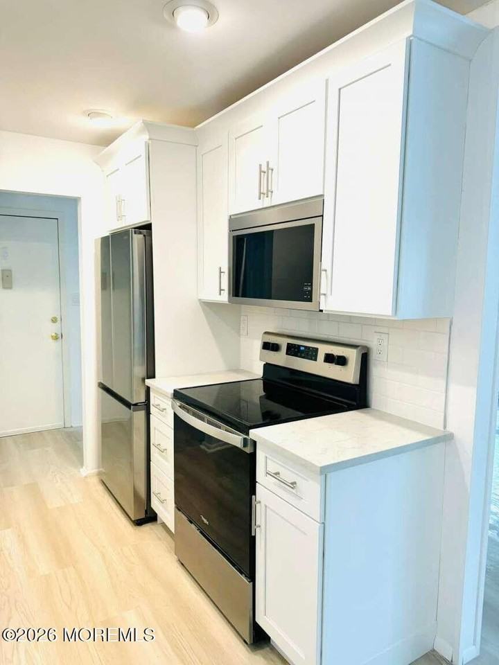 175 Amberly Dr #A - Photo 2 of 18
