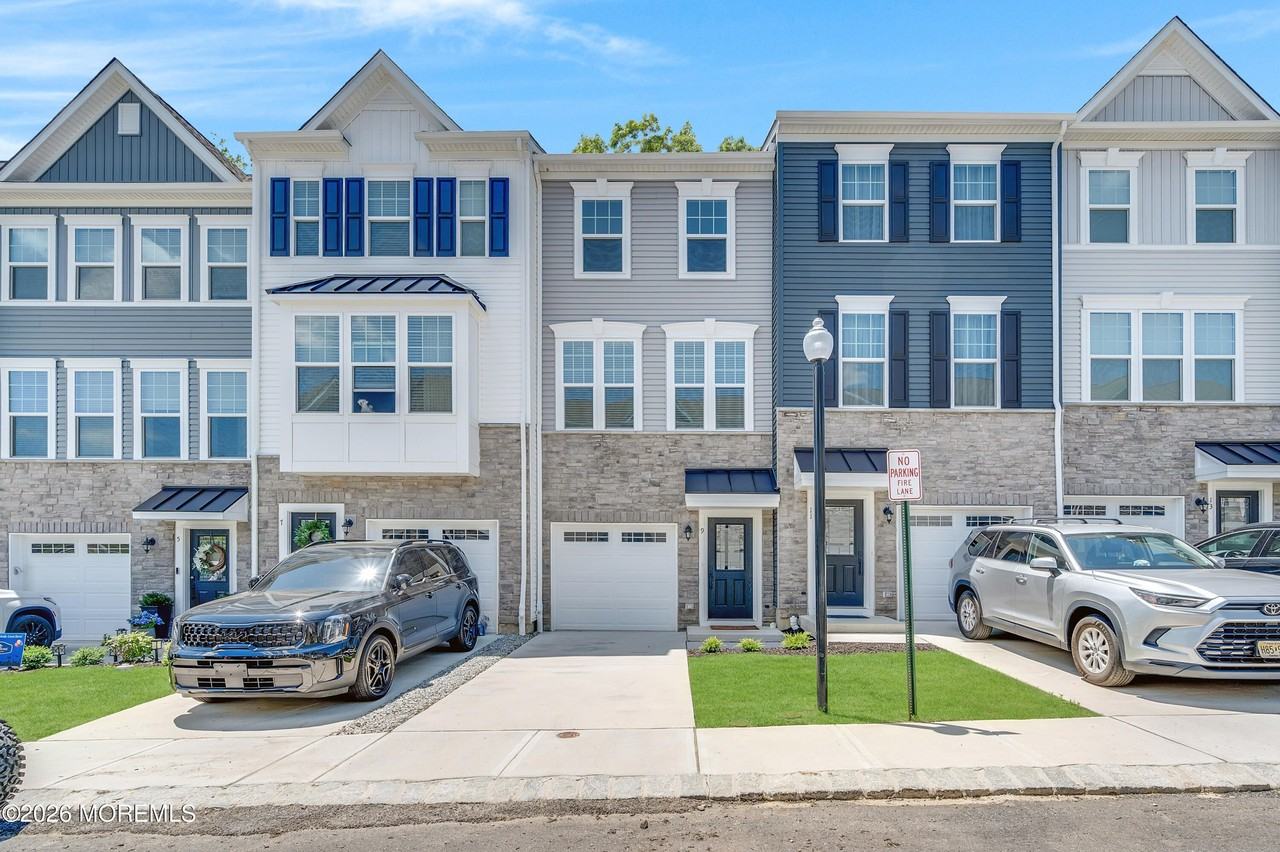 9 Halifax Rd