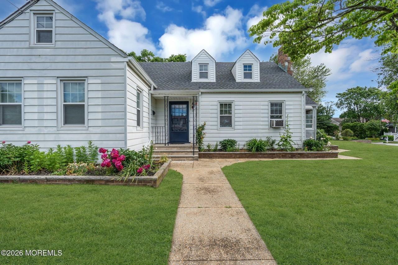 37 Highland Ave - Photo 6 of 50