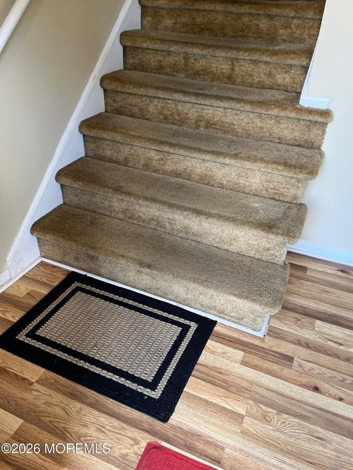 1508 Silver Ct - Photo 3 of 9
