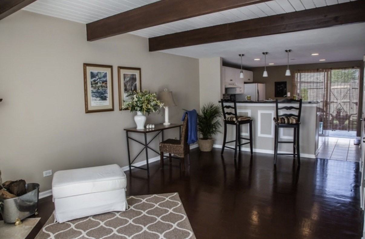 460 Meadow Hill Ln - Photo 3 of 7