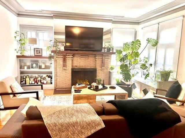 717 W Junior Ter #1 - Photo 2 of 16