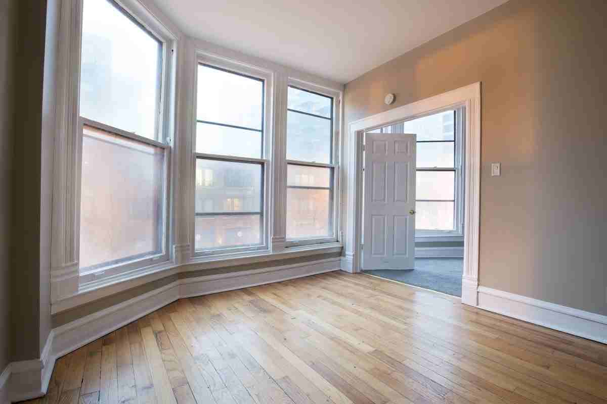 1314 S Wabash Ave #3 - Photo 4 of 14