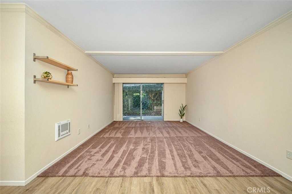 23732 Hillhurst Dr - Photo 7 of 16