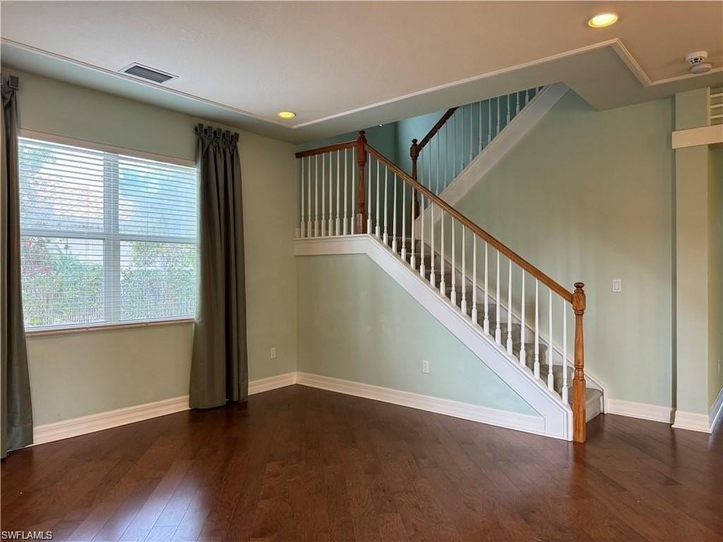 10305 Longleaf Pine Ct - Photo 3 of 40