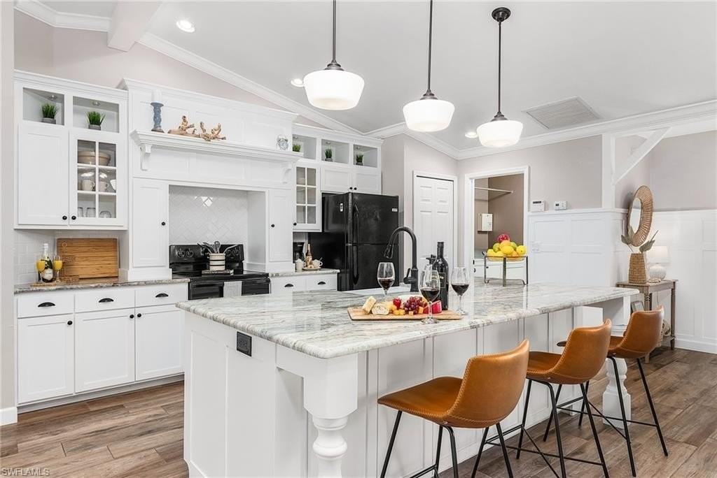 2326 Sw 27th St - Photo 6 of 29