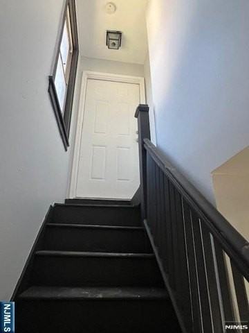 114 Atlantic St #2 - Photo 2 of 9