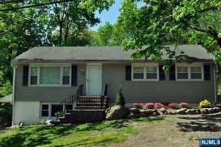 176 Yawpo Ave - Photo 1 of 1