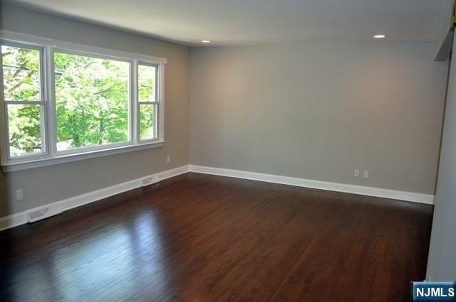176 Yawpo Ave - Photo 3 of 23