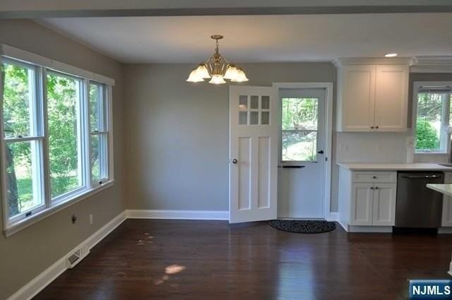 176 Yawpo Ave - Photo 4 of 23