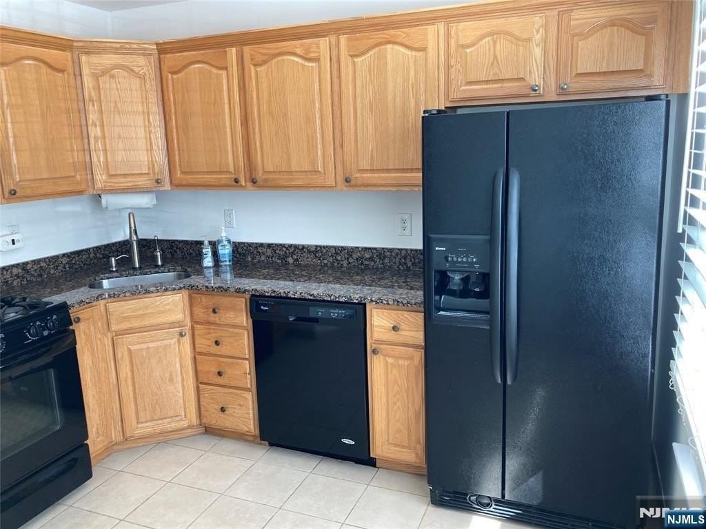 2388 Quill Ct - Photo 5 of 19