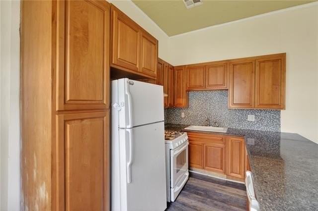 1730 Joliet St - Photo 3 of 15