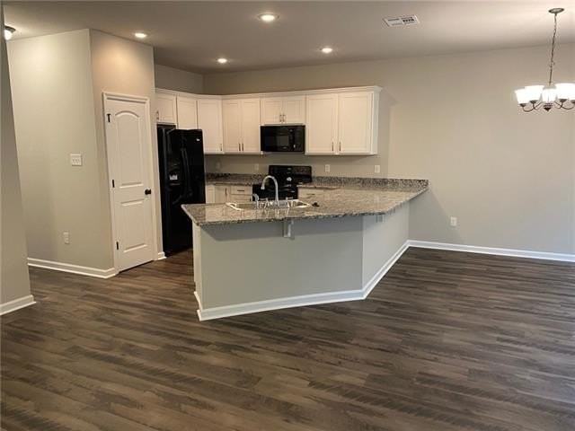 39050 Fairfield Dr - Photo 2 of 5