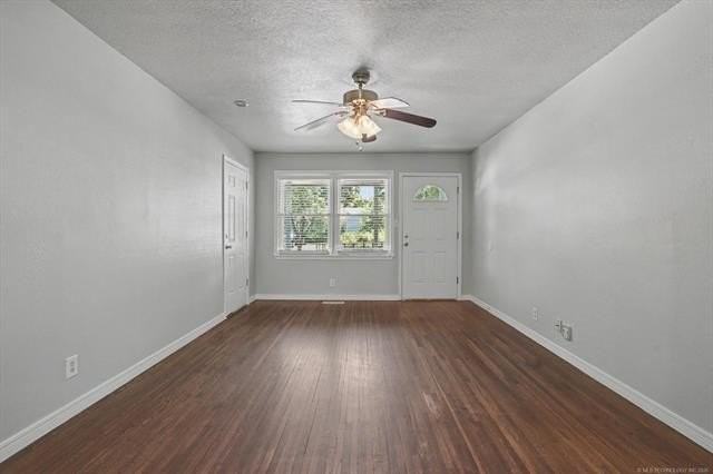 4720 S Boston Pl - Photo 5 of 24
