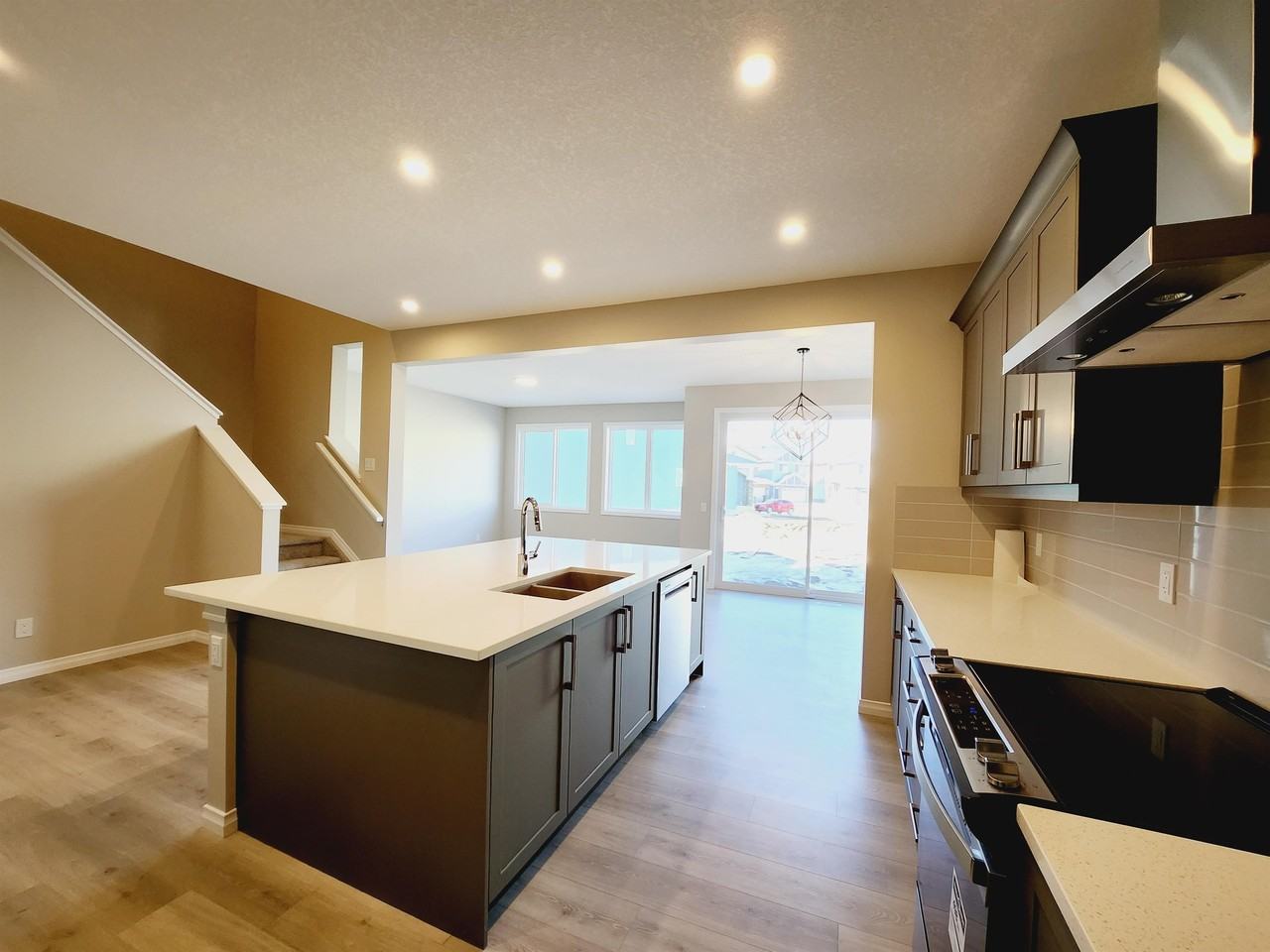 15836 30 Ave Sw #1 - Photo 3 of 22