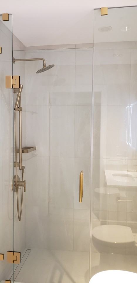 138 East 8th Avenue #304 - Photo 2 of 10