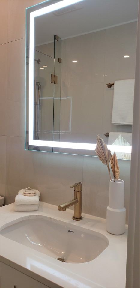 138 East 8th Avenue #304 - Photo 4 of 10
