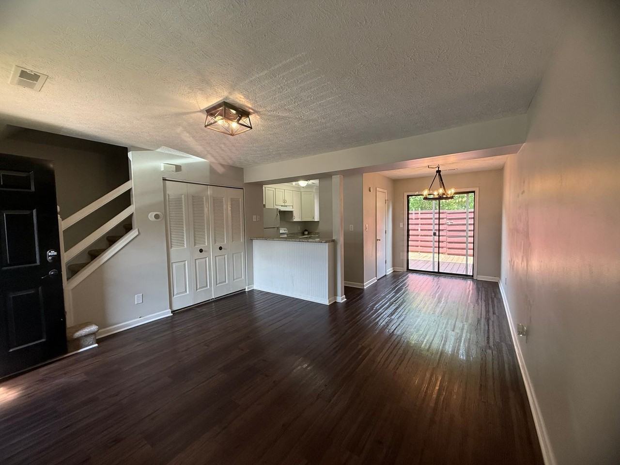 94 Countryplace Ln - Photo 7 of 20