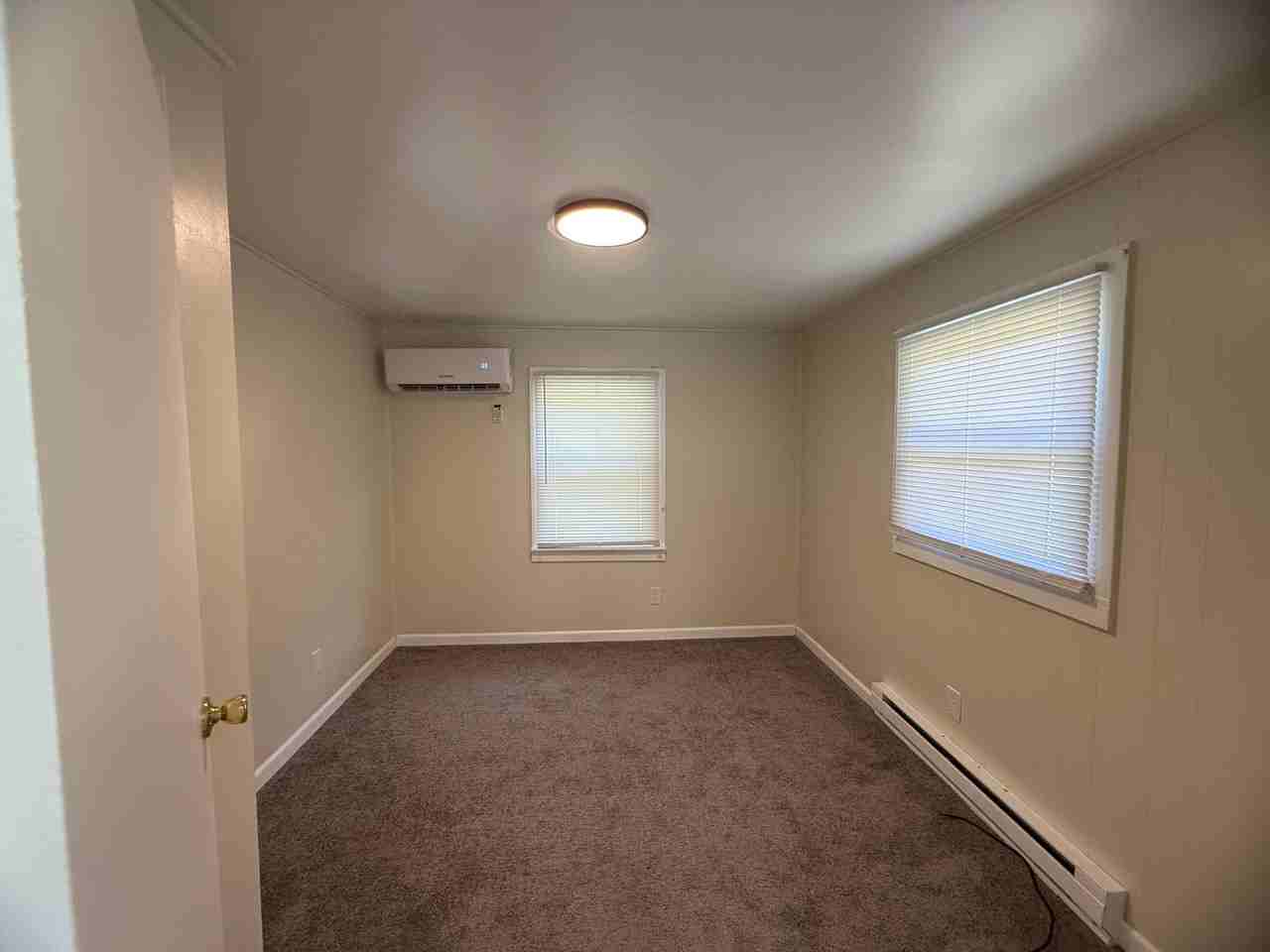 1208 S Coolwell Rd - Photo 5 of 16