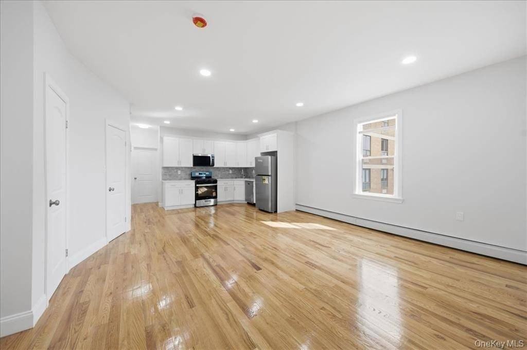 1624 Seddon St #2 - Photo 4 of 12