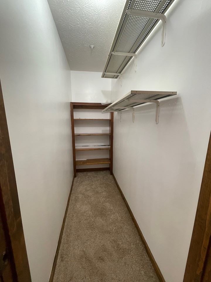 44790 Locust Ridge Ct #1 - Photo 4 of 8
