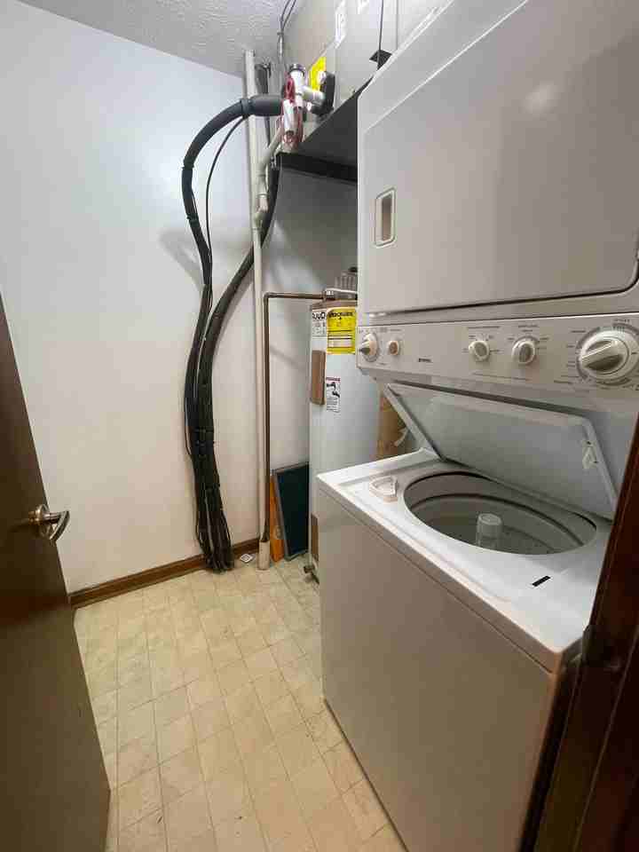 44790 Locust Ridge Ct #1 - Photo 7 of 8