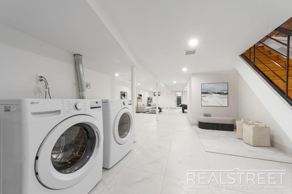 310 Linden St #1 - Photo 7 of 18