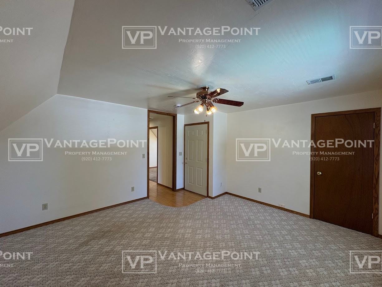 114 N Ontario St Uppr - Photo 7 of 16
