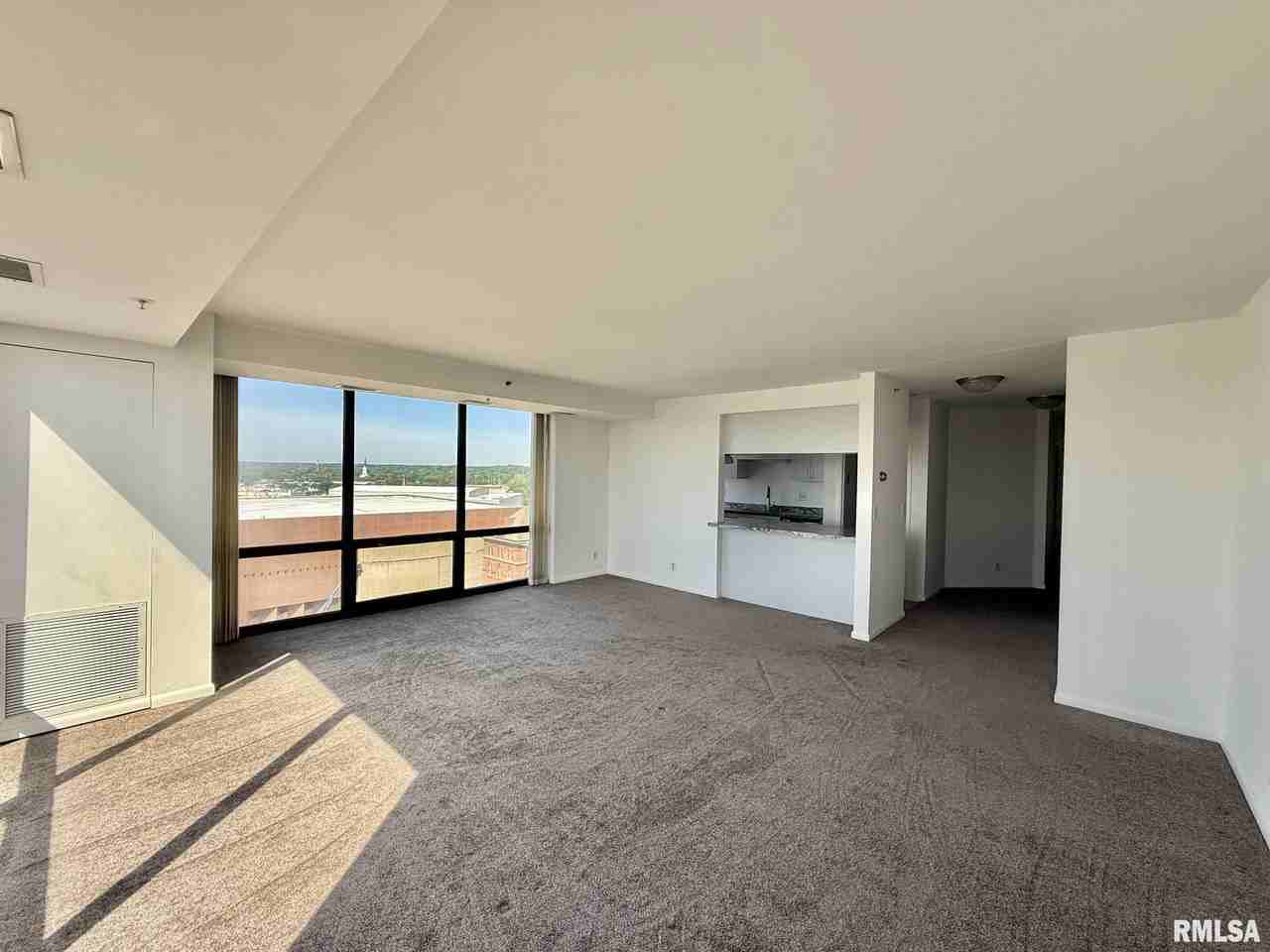 123 Sw Jefferson Ave - Photo 3 of 10