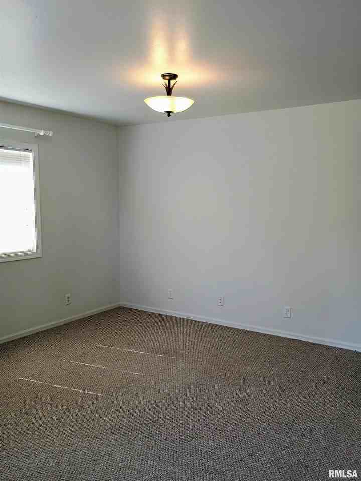 905 E Marietta Ave #A - Photo 6 of 10