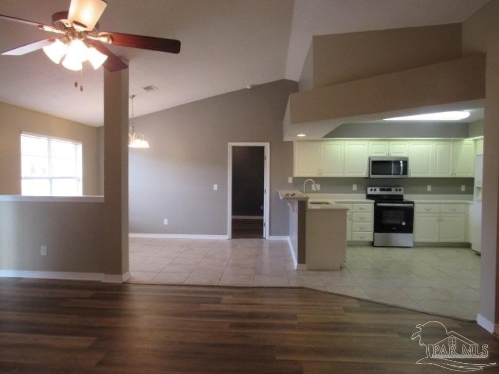 5074 Terra Lake Cir - Photo 4 of 15