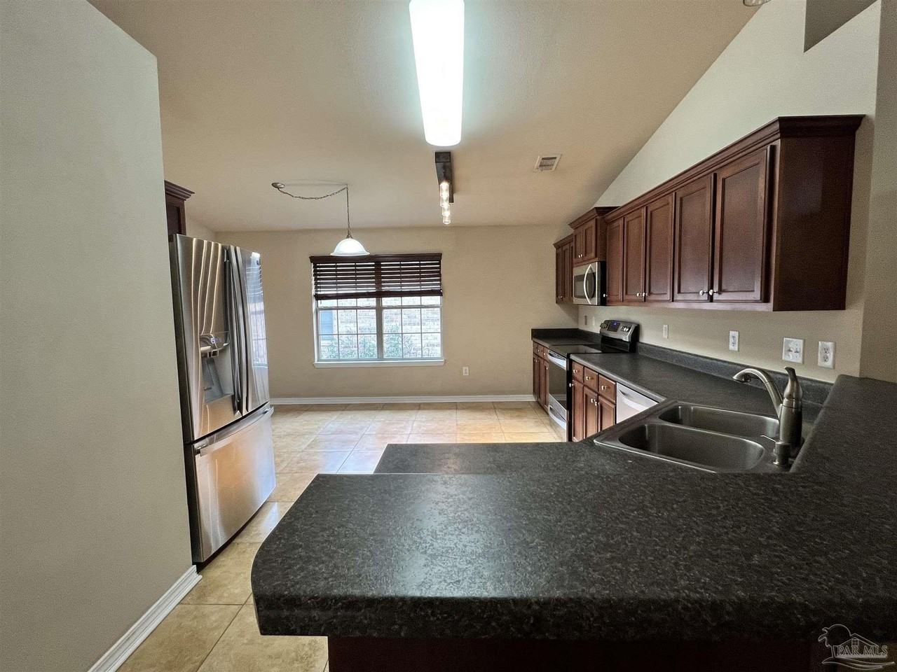4187 Roosevelt Way - Photo 3 of 12