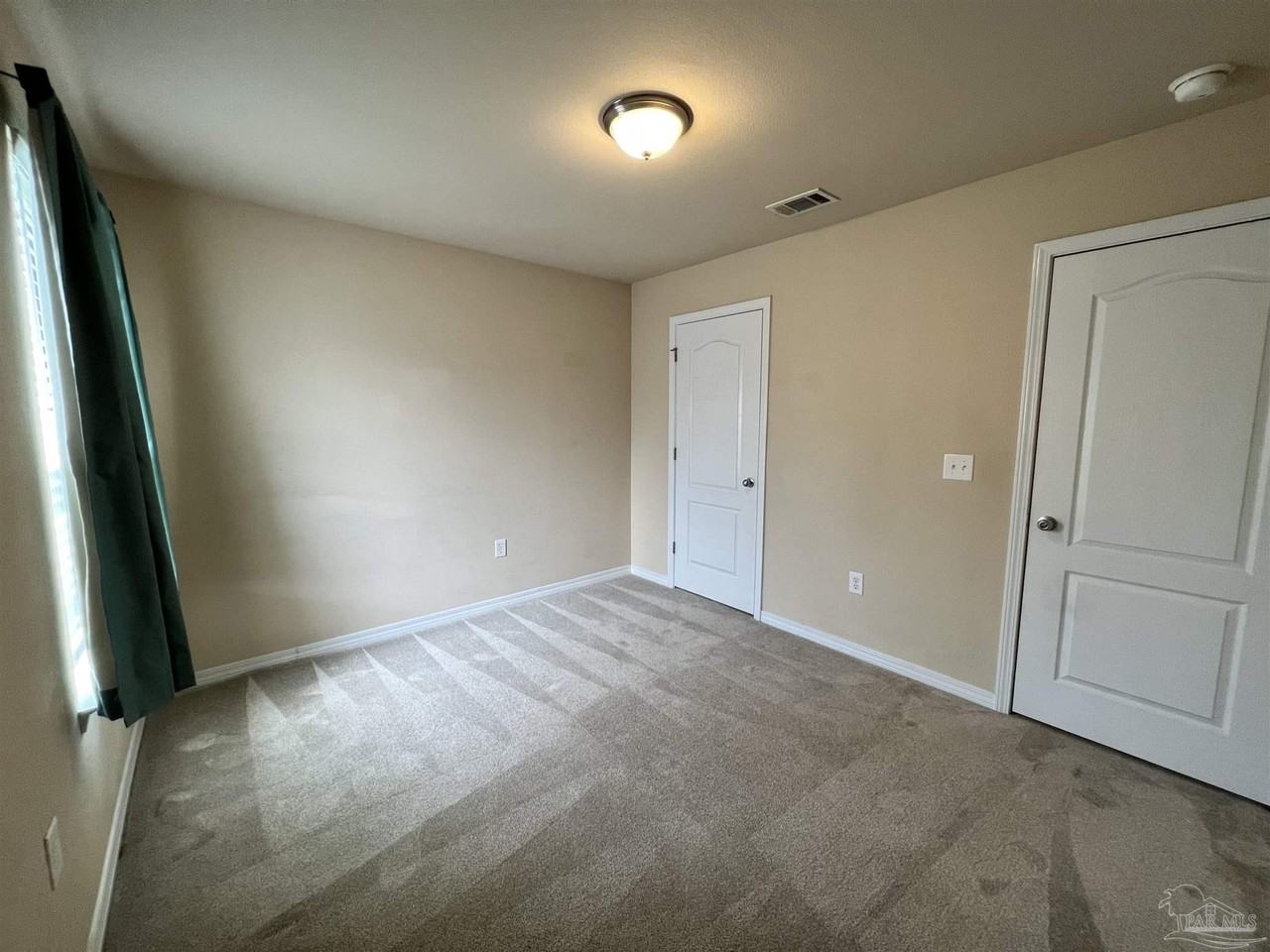 4187 Roosevelt Way - Photo 6 of 12