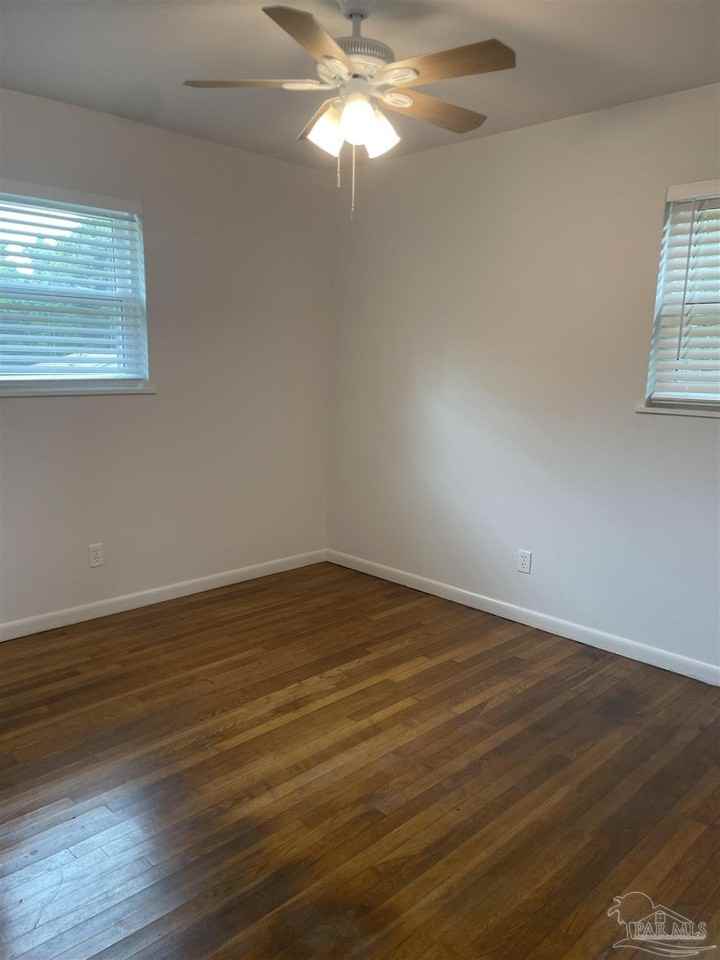 540 Templehill St - Photo 7 of 15