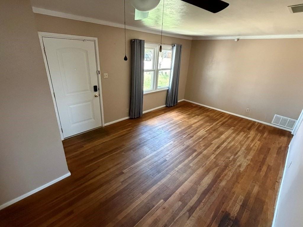 3921 Monty Dr - Photo 3 of 13
