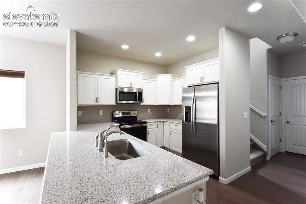 6125 White Wolf Pt - Photo 3 of 8