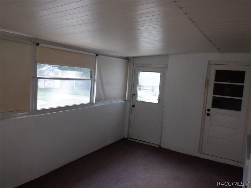 3415 S Diamond Ave - Photo 4 of 37