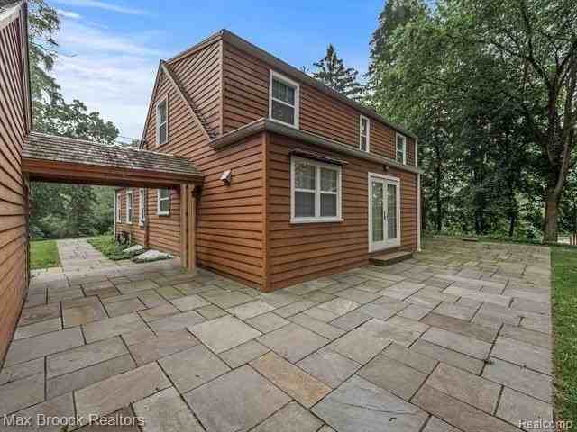 27180 Wellington Rd - Photo 4 of 29